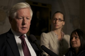 Interim Liberal Party leader Bob Rae says the Conservatives' new flag bill is a distraction from more serious issues. (Matthew Little/The Epoch Times) Interim Liberal Party leader Bob Rae says the Conservatives' new flag bill is a distraction from more serious issues. (Matthew Little/The Epoch Times)