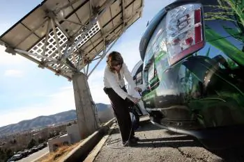 Obama Calls on Entrepreneurs for Green Energy Leadership