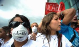 Minister Kent defends free speech rights in Venezuela