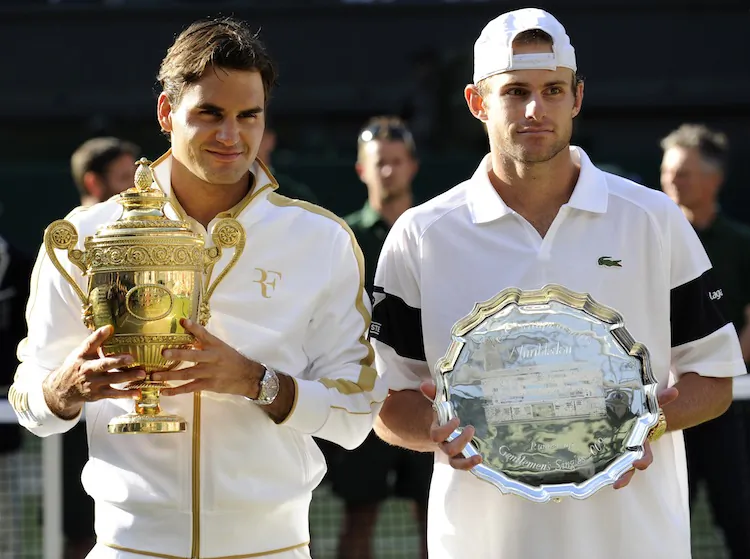 Roger Federer (L) and Andy Roddick (R), who've faced each other four times in Grand Slam finals, will meet again on 'Tennis Night in America'. (Adrian Dennis/AFP/Getty Images)