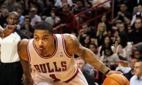 Miami Beats Chicago in Battle of NBA’s Best