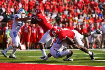 Mohamed Sanu scores a touchdown against North Carolina to give Rutgers an early lead. (Andrew Burton/Getty Images) Mohamed Sanu scores a touchdown against North Carolina to give Rutgers an early lead. (Andrew Burton/Getty Images)