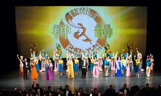 Painter: Shen Yun ‘Promotes the highest principles with art’