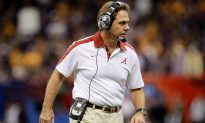 Alabama Inks Top Class on Signing Day