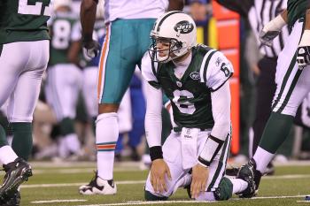 NOT PLEASED: New York's Mark Sanchez reacts to an incomplete pass. (Nick Laham/Getty Images) NOT PLEASED: New York's Mark Sanchez reacts to an incomplete pass. (Nick Laham/Getty Images)