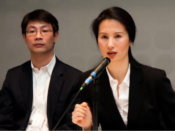 CALL FOR SUPPORT: Gregory Xu (L), production manager, and Vina Lee, company manager and choreographer, called on the people of Hong Kong to stand up for freedom of artistic expression, after seven company members were denied visas to Hong Kong shortly before the company was to perform there. (Jan Jekielek/The Epoch Times) CALL FOR SUPPORT: Gregory Xu (L), production manager, and Vina Lee, company manager and choreographer, called on the people of Hong Kong to stand up for freedom of artistic expression, after seven company members were denied visas to Hong Kong shortly before the company was to perform there. (Jan Jekielek/The Epoch Times)