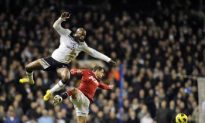 Manchester United Survive Rafael’s Sending Off Against Spurs