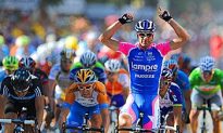Petacchi Sprints to Stage Four Win at 2010 Tour de France