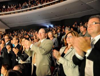 Members of audience give the Mid-Autumn Spectacular a standing ovation at the end of the performance in Toronto's John Bassett Theatre. (Michael Comas/The Epoch Times)