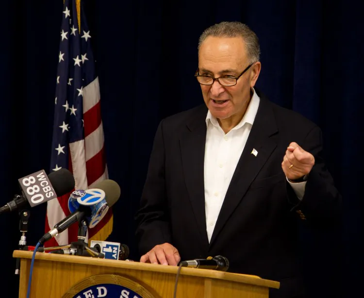 U.S. Sen. Charles Schumer at his Midtown Manhattan office Sunday announced his advocacy for stricter regulations on lasers. (Zachary Stieber/The Epoch Times)