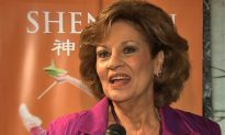 Former TV Host: Shen Yun a Learning, Entertaining, and Emotionally Moving Experience