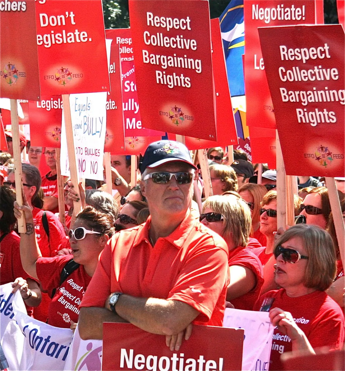 Ontario teachers crowd Queen’s Park on Aug. 28, 2012, to protest Bill 115. The Elementary Teachers' Federation of Ontario has announced that teachers in more school district boards will be holding one-day strikes in protest of the bill known as Putting Students First Act. (Kristina Skorbach/The Epoch Times)