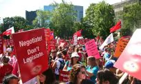 Ontario Teachers Demand Negotiations with Liberals