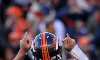 Tebow, Broncos Shock Steelers