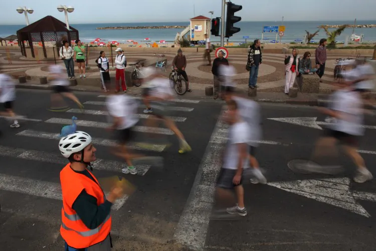 Marathon Runner Dies in Tel Aviv 12 More Injured