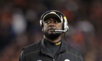 Tomlin Signs Extension With Steelers Through 2016