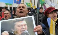 In Ukraine, Small-Business Owners Push Corruption Fight to the Limit