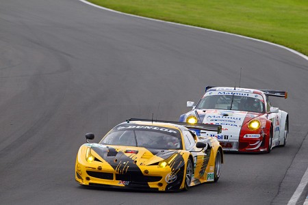 AUTO - ELMS 6 HEURES DE DONINGTON 2012 The #66 GTE-Pro JMW Motorsport Ferrari 458 Italia and the #67 GTE-Am IMSA Performance Matmut Porsche 911 RSR won their classes. (europeanlemansseries.com)