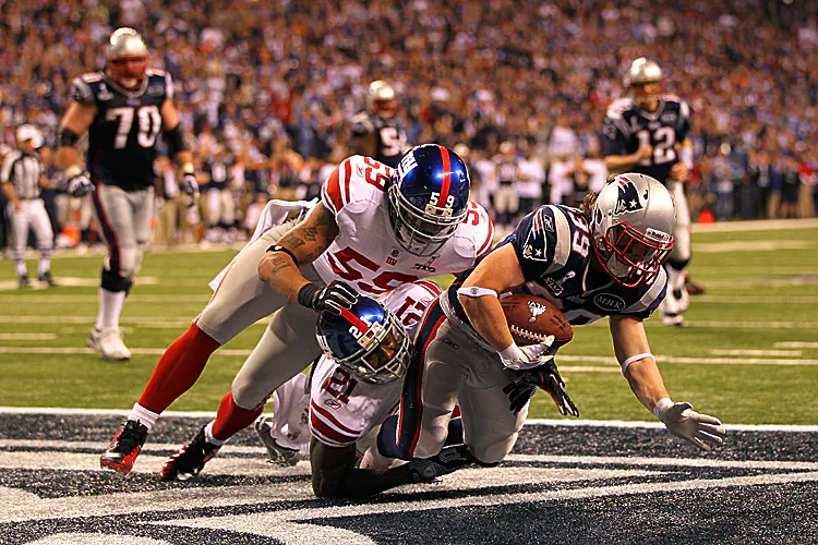 Running back Danny Woodhead (39) catches the go-ahead score late in the second quarter against the Giants. Jamie Squire/Getty Images Tags No tags attached.