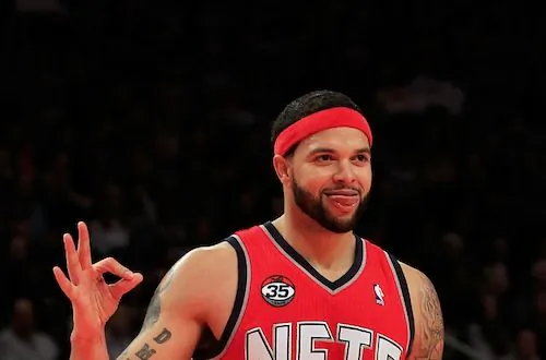 Williams to Stay With Nets