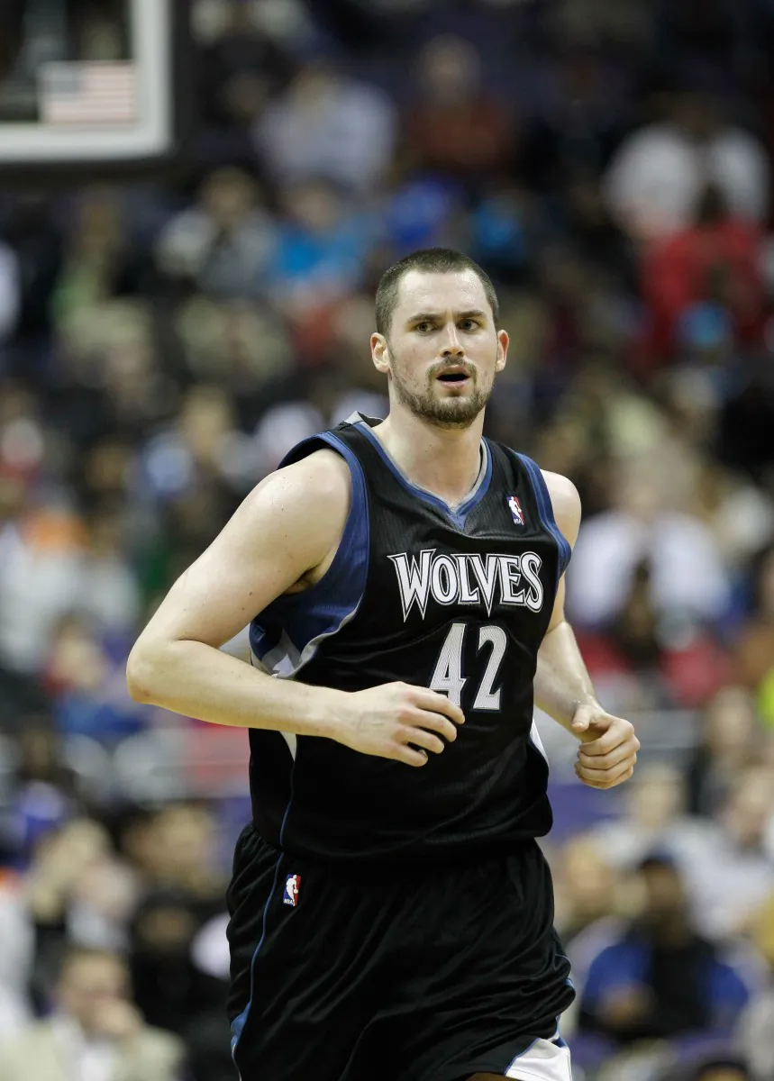 Kevin Love led the league in rebounding with 15.5 per game in 2010-2011. (Rob Carr/Getty Images)