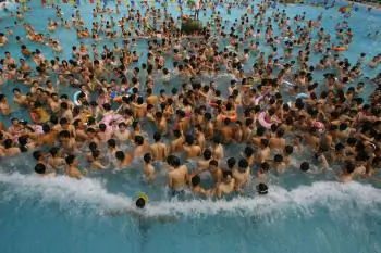 Heat Wave Sweeps China, at Least 40 Die