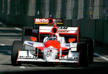 Helio Castroneves blocked Justin Wilson leading race officials to order Helio to let Wilson pass. (Darrell Ingham/Getty Images) Helio Castroneves blocked Justin Wilson leading race officials to order Helio to let Wilson pass. (Darrell Ingham/Getty Images)