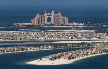 The Atlantis Hotel overlooks the Palm in Dubai, United Arab Emirates. (David Rogers/Getty Images)