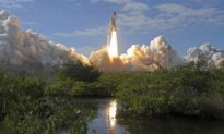 Atlantis Leaves Station for Final Flight of 2009