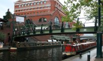 Canal Boating Around Birmingham