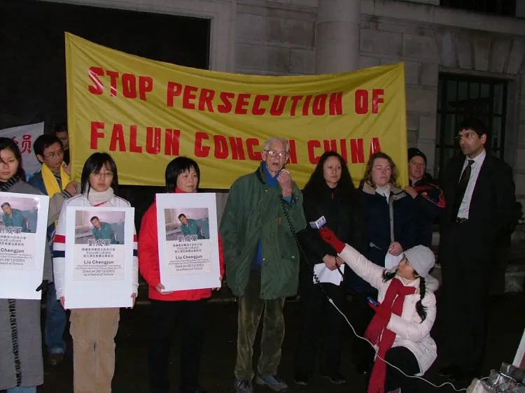 A rally held in London on Dec. 30, 2003, protests the death of Liu Chengjun, part of the team who broke through the Chinese regime's propaganda by tapping into Changchun TV. Five of the team died in prison after suffering torture. (Minghui.org)