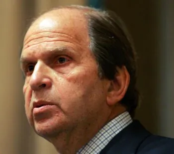 Bruce Wasserstein, CEO of Lazard, Dies at 61