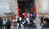 Another Citizen Disseminates Fliers on Beijing’s Busiest Streets