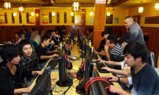 Study Reveals Lack of Trust in Chinese Society, and of Media
