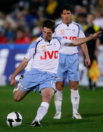 Curl it like �Young King Cole��Sydney FC�s Shannon Cole takes a free kick during his team�s 3�2 away win against the Central Coast Mariners. (Matt King/Getty Images)