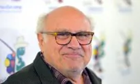 Danny DeVito, Rhea Perlman Back Together