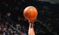 Wade, Heat Burn Nets With Strong Third Quarter