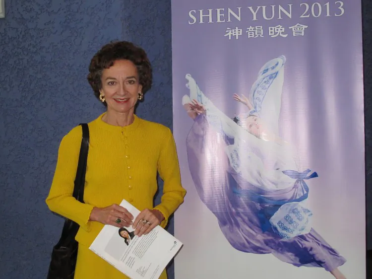Susan Weidner enjoyed Shen Yun Performing Arts at the Ikeda Theater in the Mesa Arts Center, on March 3. (Yaning Liu/The Epoch Times)