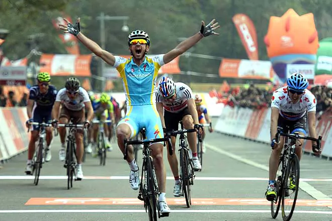 Francesco Gavazzi celebrates winning Stage Three of the 2012 Tour of Beijing. (tourofbeijing.net)
