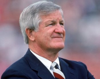 George Blanda, pictured here in 1987, died recently. He was 83. (George Rose/Getty Images)