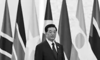 Hu Jintao to Retain Control Over Military: Chinese Official