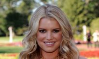 Jessica Simpson New American Idol Judge?