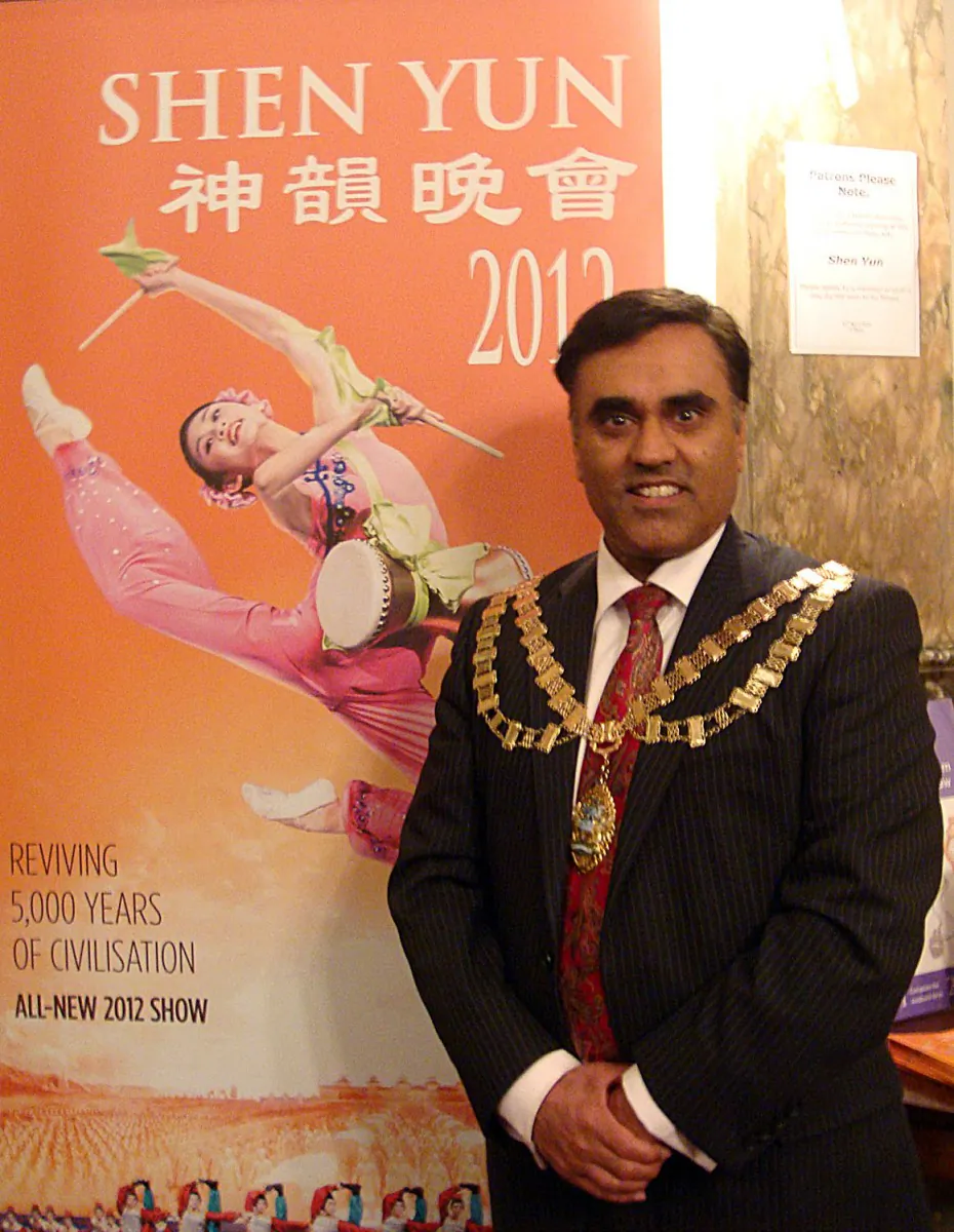 Councillor Amritpal Singh Mann, mayor of the London Borough of Hounslow, after attending Shen Yun Performing Arts second evening at the London Coliseum. (The Epoch Times)