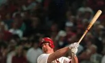 Mark McGwire Admits Steroid Use