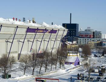 Brett Favre may have had his consecutive games streak saved by the Metrodome's roof collapse (above), an ESPN report said. (Tom Dahlin/Getty Images)