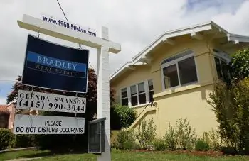 Mortgage Rates Plummet to All-Time Lows