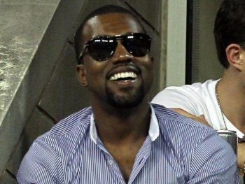 MTV VMAs 2010: Kanye West, pictured above, is slated to perform at the 2010 MTV Video Music Awards ceremony. (Al Bello/Getty Images)
