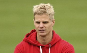 St Kilda's superstar Nick Riewoldt warms up during a Saints AFL training session at Linen House Oval on Sept 21, in Melbourne, Australia. (Robert Prezioso/Getty Images)