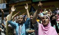 Hundreds of Thousands March for Kashmir’s Independence