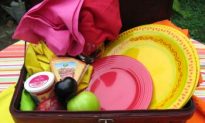 Pack a Summer Picnic Dinner